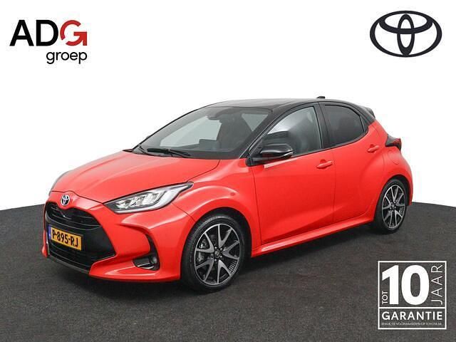 Rood Gebruikt 2022 Toyota Yaris Edition Hatchback | € 24.550 (Iets duurder) - Afbeelding 1/4