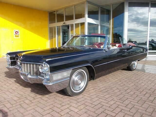 Zwart Gebruikt 1965 Cadillac Deville Cabriolet | € 24.950 - Afbeelding 1/4
