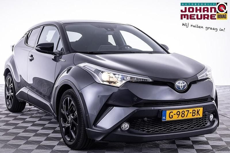 Grijs Gebruikt 2019 Toyota C-HR SUV | € 23.790 (Eerlijke prijs) - Afbeelding 1/4