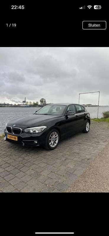 Zwart Occasion 2016 BMW 118 Hatchback | € 9.499 (Goede deal) - Afbeelding 1/4