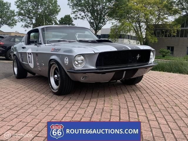 Wit Gebruikt 1967 Ford Mustang Fastback | € 47.900 - Afbeelding 1/4