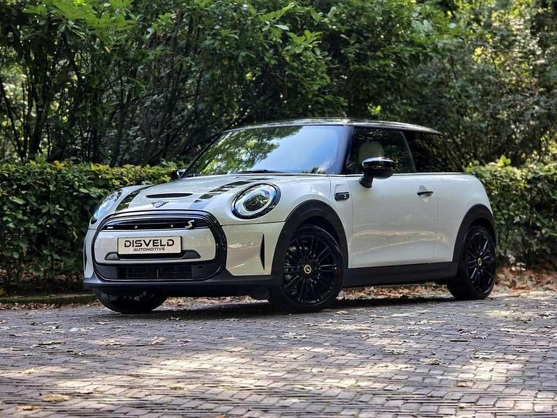Zilver Gebruikt 2022 Mini Cooper SE Classic Hatchback | € 23.950 (Duur) - Afbeelding 1/4