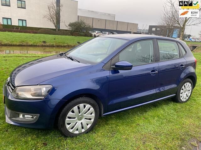Blauw Gebruikt 2011 VW Polo Comfortline Hatchback | € 3.995 (Goede deal) - Afbeelding 1/4