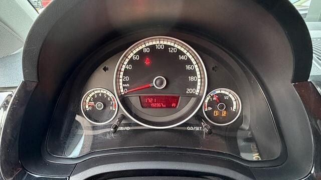 Occasion VW up! high up! 68 PK (50 kW) 2013 Grijs Hatchback