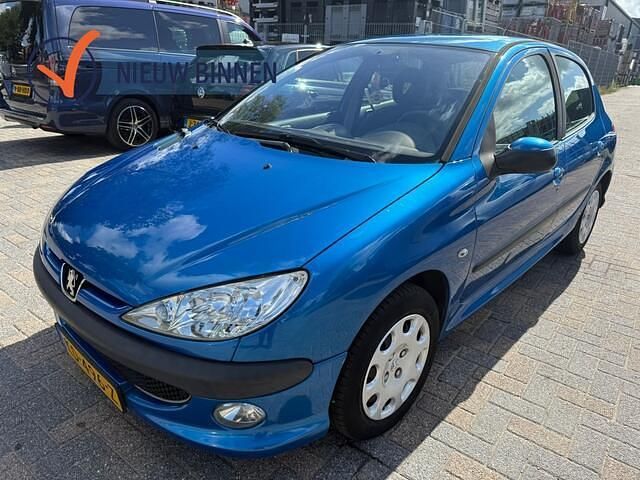 Blauw Gebruikt 2006 Peugeot 206 Hatchback | € 1.699 (Eerlijke prijs) - Afbeelding 1/4
