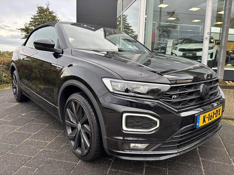 Occasion VW T-Roc Cabriolet R-line 150 PK (110 kW) 2020 Deep black pearl / zwart dak Cabriolet