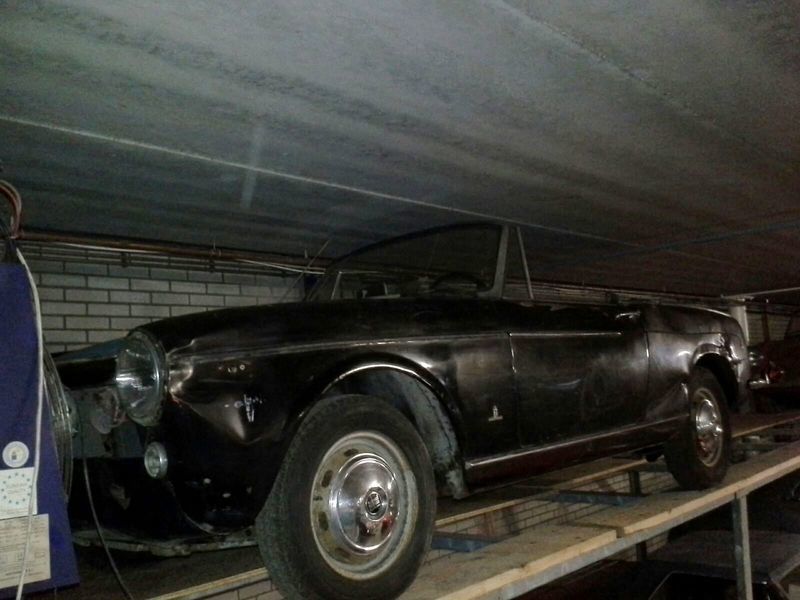 Zwart Gebruikt 1964 Fiat 1500 | € 9.250 - Afbeelding 1/4