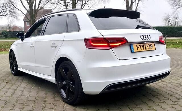 Occasion Audi A3 Sportback g-tron Ambition 110 PK (80 kW) 2014 Wit (metallic) Hatchback