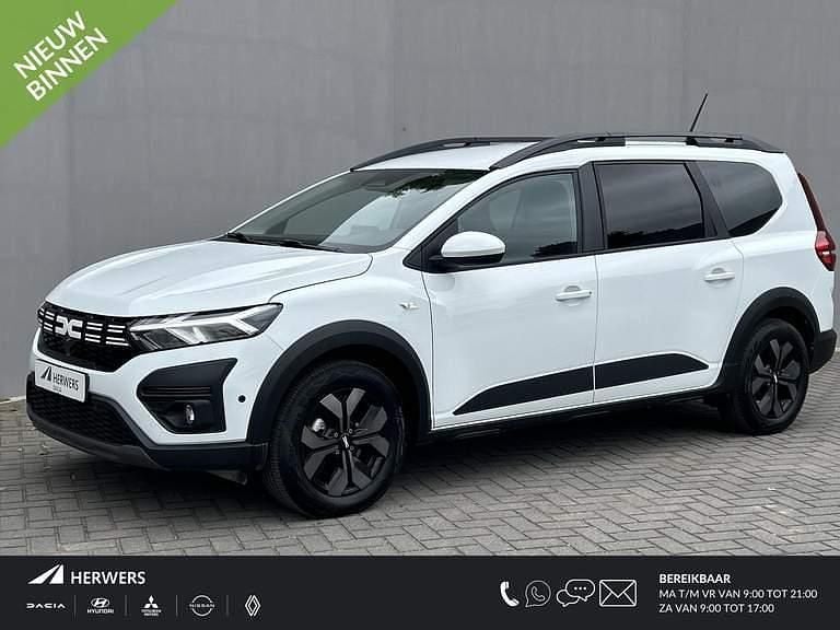 Blanc glacier Gebruikt 2025 Dacia Jogger Expression MPV | € 28.885 (Eerlijke prijs) - Afbeelding 1/4