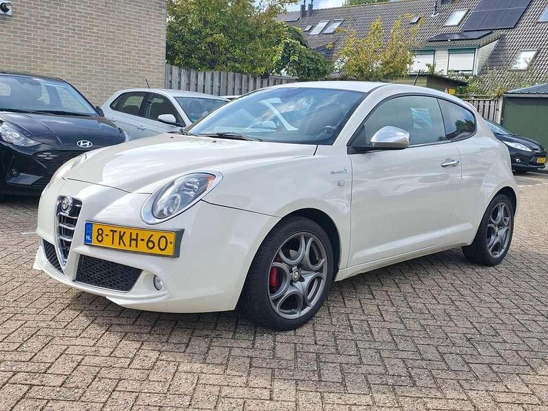 Wit Gebruikt 2014 Alfa Romeo MiTo Hatchback | € 4.250 (Super prijs) - Afbeelding 1/4