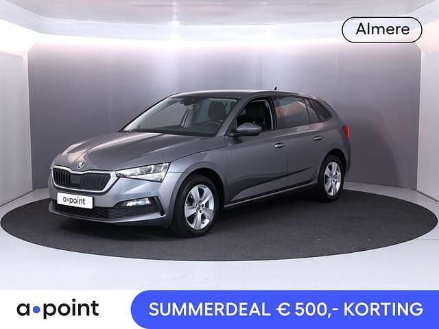 Grijs Gebruikt 2023 Skoda Scala Ambition Hatchback | € 21.949 (Eerlijke prijs) - Afbeelding 1/3
