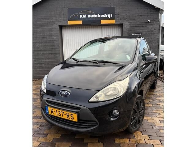 Zwart Occasion 2009 Ford Ka Trend Hatchback | € 1.750 (Goede deal) - Afbeelding 1/4