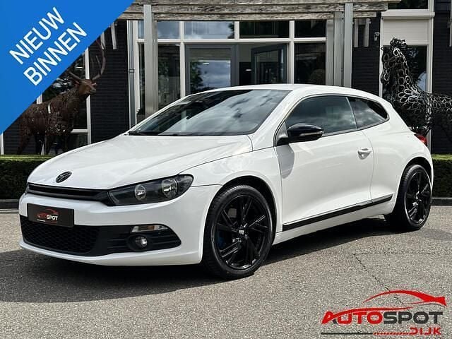 Wit Gebruikt 2008 VW Scirocco Coupé | € 8.950 (Eerlijke prijs) - Afbeelding 1/4