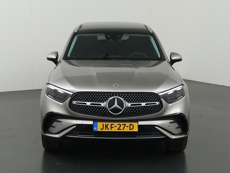 Occasion Mercedes GLC300 AMG line 313 PK (230 kW) 2024 Zilver SUV