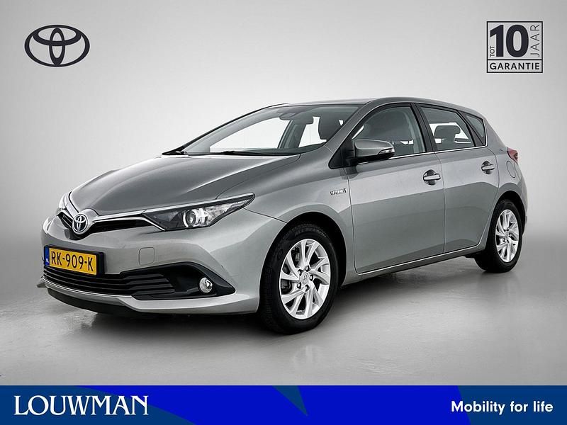Grijs Gebruikt 2017 Toyota Auris Hybrid Hatchback | € 15.950 (Eerlijke prijs) - Afbeelding 1/4