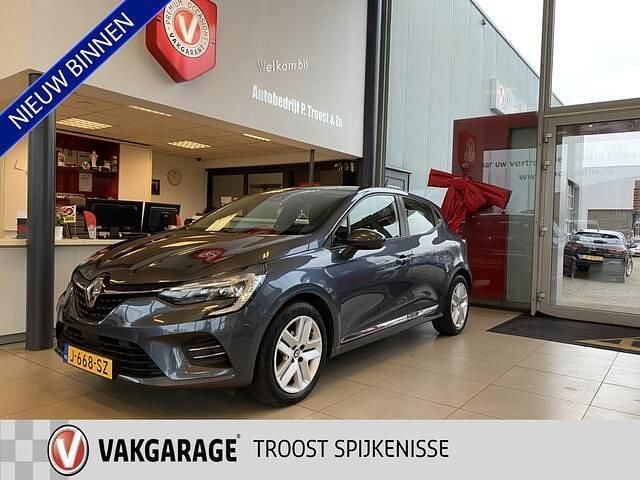 Grijs Gebruikt 2020 Renault Clio V Zen Hatchback | € 13.950 (Eerlijke prijs) - Afbeelding 1/4
