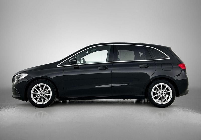 Occasion Mercedes B180 Premium 136 PK (100 kW) 2019 Zwart MPV