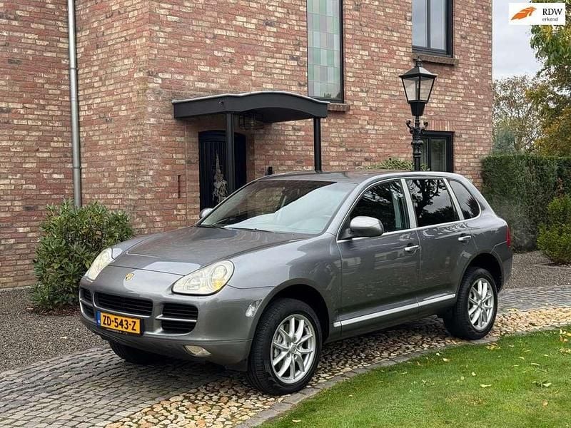 Grijs Gebruikt 2004 Porsche Cayenne SUV | € 10.900 (Eerlijke prijs) - Afbeelding 1/4