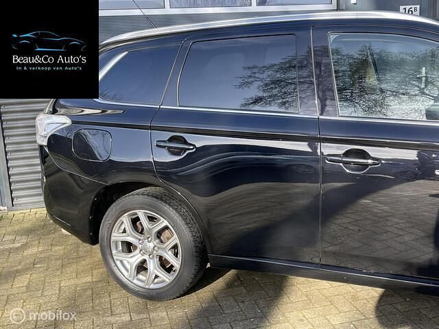 Occasion Mitsubishi Outlander Intense+ 121 PK (88 kW) 2013 Zwart SUV
