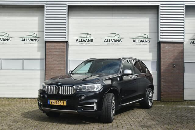 Zwart Gebruikt 2014 BMW X5 SUV | € 16.499 (Eerlijke prijs) - Afbeelding 1/4