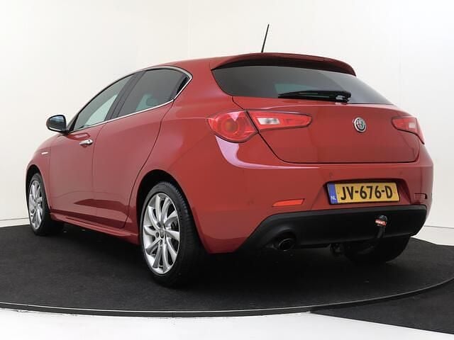 Occasion Alfa Romeo Giulietta Super 170 PK (125 kW) 2016 Rood Hatchback