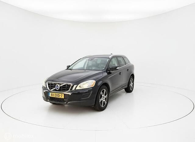 Zwart Occasion 2013 Volvo XC60 Summum SUV | € 8.900 (Iets duurder) - Afbeelding 1/4