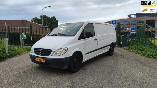 Wit Gebruikt 2009 Mercedes Vito MPV | € 3.750 (Goede deal) - Afbeelding 1/4