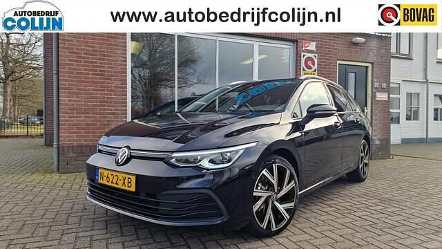 Zwart Occasion 2022 VW Golf VIII Business Stationwagen | € 18.950 (Iets duurder) - Afbeelding 1/4