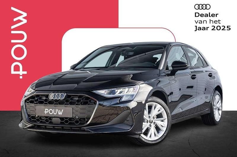 Zwart Nieuw 2025 Audi A3 Sportback Proline Hatchback | € 35.950 (Super prijs) - Afbeelding 1/4