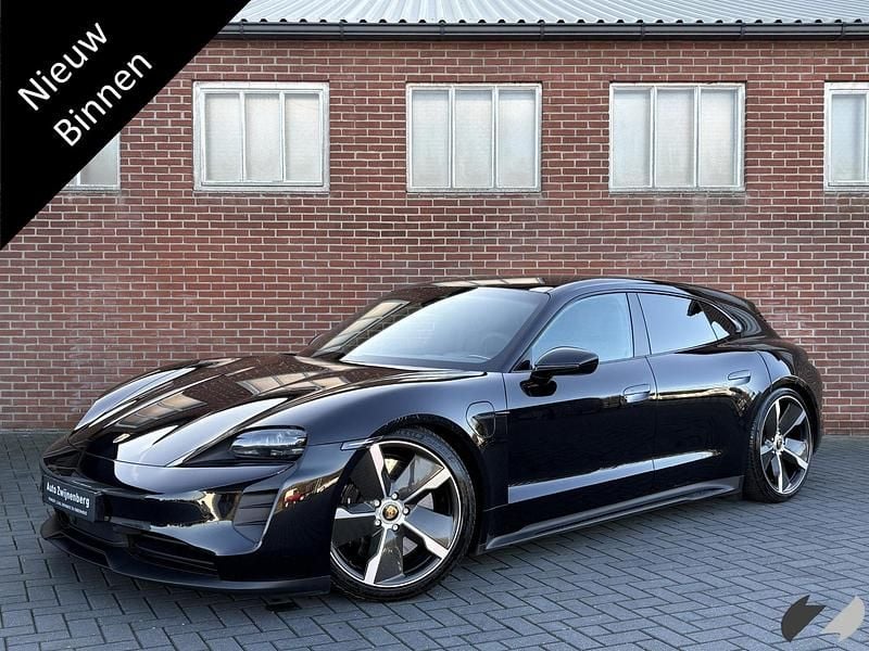 Occasion Porsche Taycan Sport Turismo 522 kW (711 PK) 2022 Zwart Stationwagen
