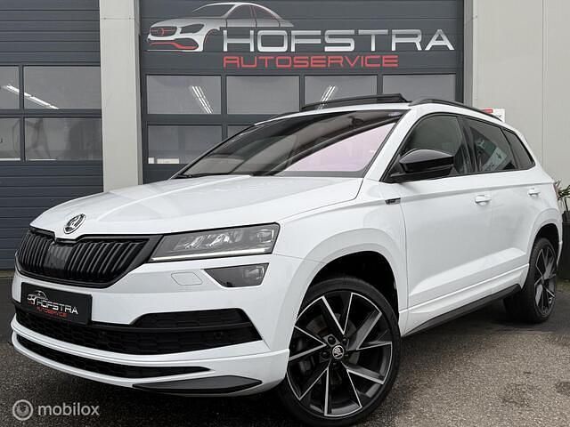 Wit Gebruikt 2022 Skoda Karoq SportLine SUV | € 26.745 (Eerlijke prijs) - Afbeelding 1/4