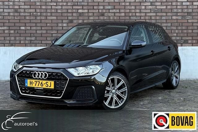 Zwart Gebruikt 2020 Audi A1 Sportback Hatchback | € 22.990 (Eerlijke prijs) - Afbeelding 1/4