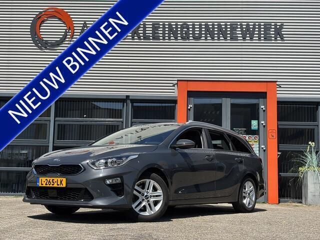 Grijs Gebruikt 2021 Kia Ceed Sportswagon Stationwagen | € 20.850 (Eerlijke prijs) - Afbeelding 1/4