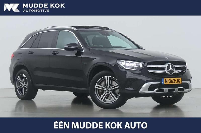 Zwart Gebruikt 2020 Mercedes GLC300e Business SUV | € 28.800 (Super prijs) - Afbeelding 1/4
