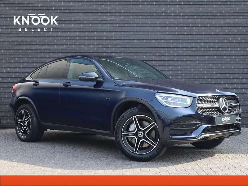 Blauw Gebruikt 2021 Mercedes GLC300e AMG line Coupé | € 49.445 (Goede deal) - Afbeelding 1/4