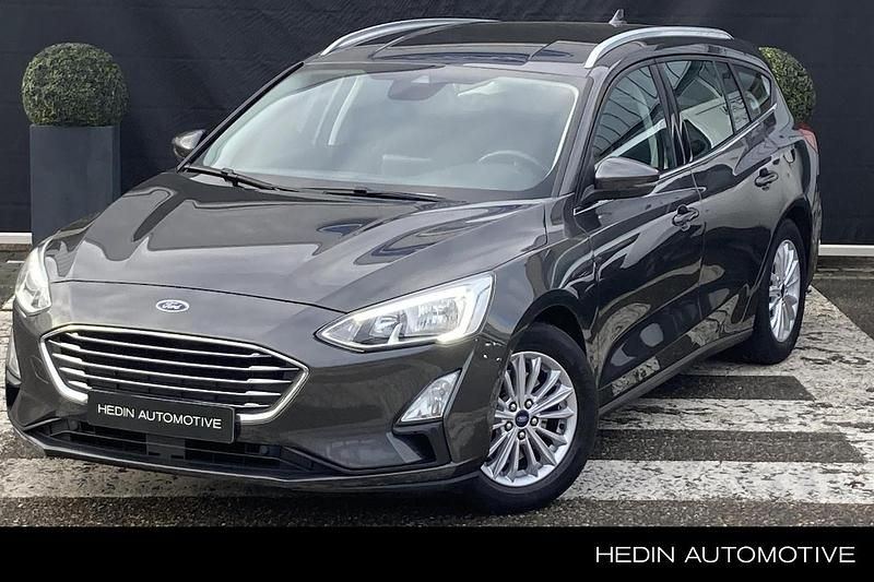 Grijs Occasion 2019 Ford Focus Business Edition Stationwagen | € 12.945 (Eerlijke prijs) - Afbeelding 1/3