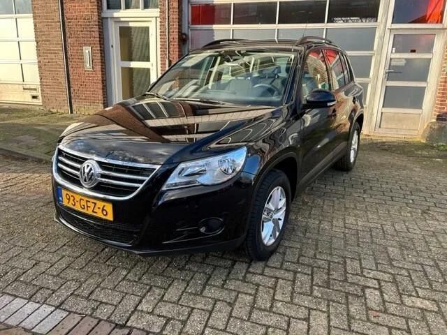 Zwart Gebruikt 2008 VW Tiguan Design SUV | € 9.999 (Duur) - Afbeelding 1/4