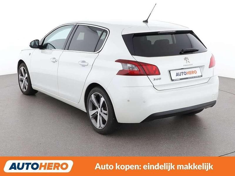 Occasion Peugeot 308 131 PK (96 kW) 2019 Wit Hatchback
