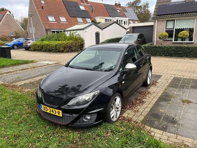 Zwart Gebruikt 2010 Seat Ibiza FR MPV | € 5.250 (Eerlijke prijs) - Afbeelding 1/4