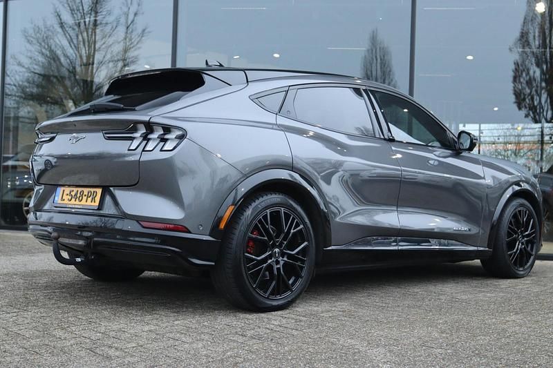 Occasion Ford Mustang Mach-E 275 kW (375 PK) 2021 Grijs SUV