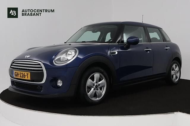 Blauw Gebruikt 2015 Mini Cooper Business Hatchback | € 9.945 - Afbeelding 1/4