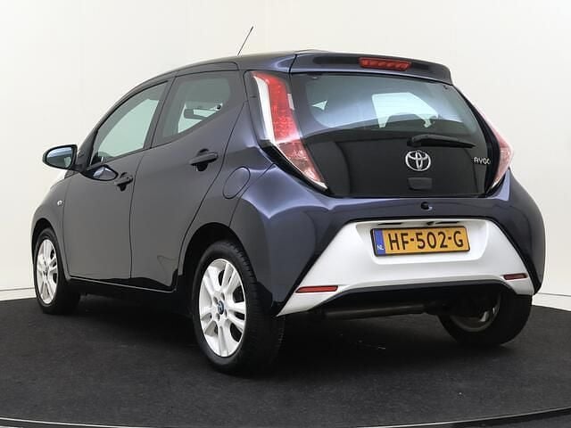 Occasion Toyota Aygo X-cite 69 PK (50 kW) 2014 Blauw (metallic) Hatchback