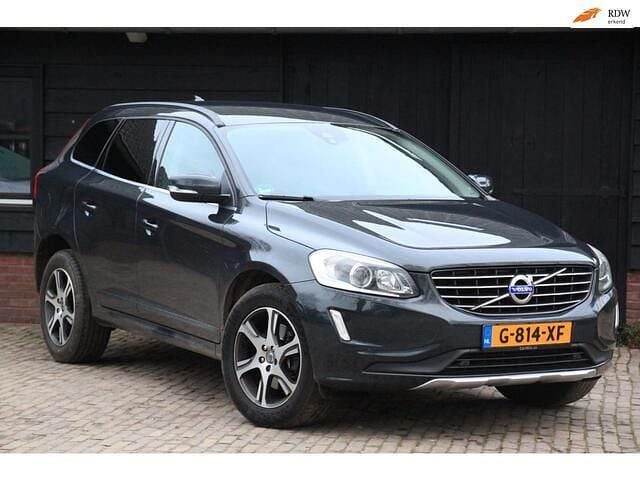 Grijs (metallic) Occasion 2015 Volvo XC60 Momentum SUV | € 13.750 (Eerlijke prijs) - Afbeelding 1/4