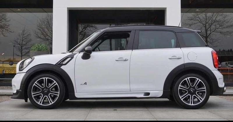 Wit Gebruikt 2015 Mini John Cooper Works Countryman SUV | € 13.900 - Afbeelding 1/4