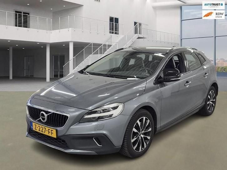 Occasion 2019 Volvo V40 CC Stationwagen | € 17.599 (Super prijs) - Afbeelding 1/4