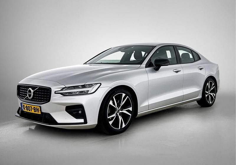 Occasion Volvo S60 R-Design 177 PK (130 kW) 2020 Grijs (metallic) Sedan