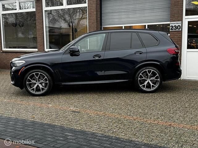 Occasion BMW X5 Executive 341 PK (250 kW) 2020 Blauw SUV