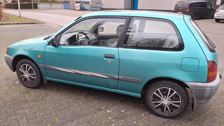 Gebruikt 1996 Toyota Starlet Hatchback | € 1.050 (Goede deal) - Afbeelding 1/4