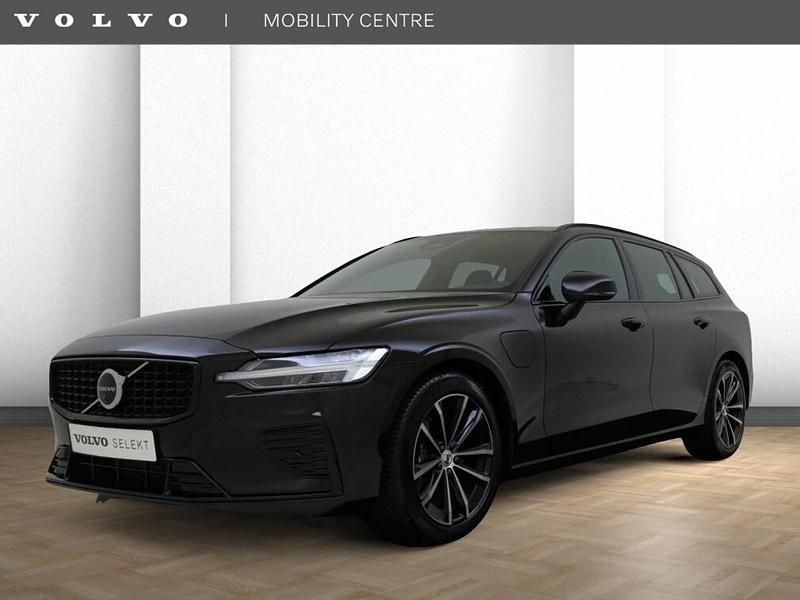 Zwart Occasion 2025 Volvo V60 Plus Stationwagen | € 43.950 (Eerlijke prijs) - Afbeelding 1/4