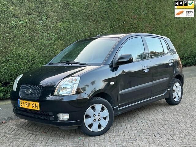 Zwart Occasion 2005 Kia Picanto Hatchback | € 1.350 (Goede deal) - Afbeelding 1/4